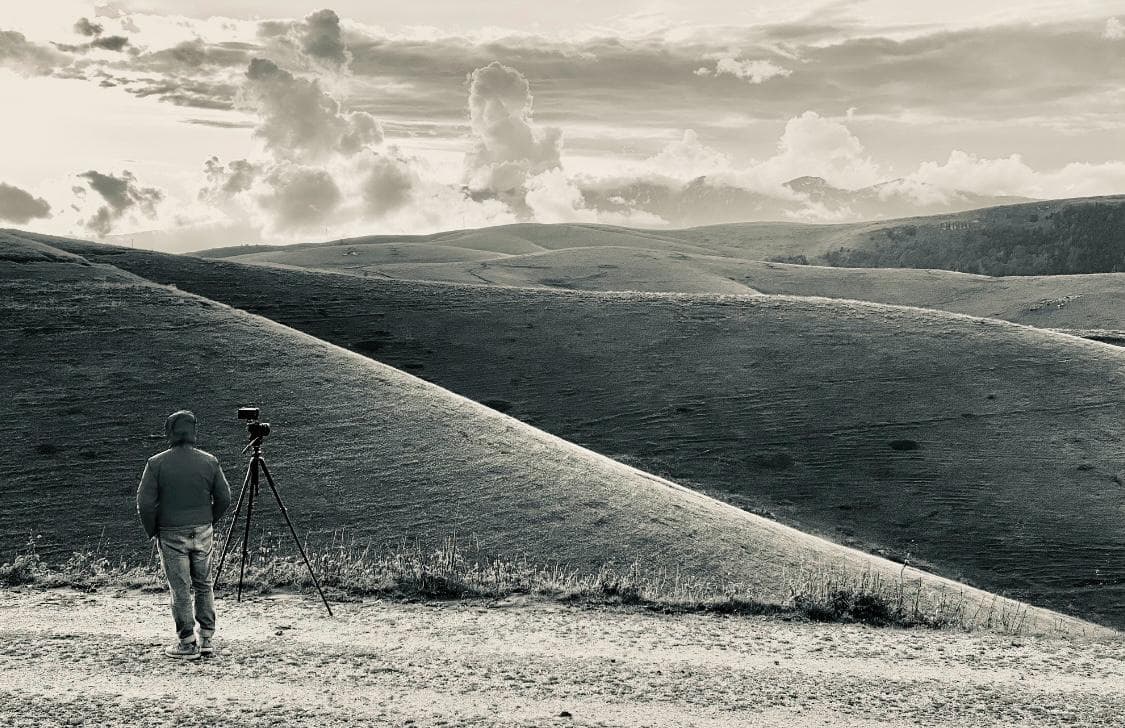 Frame from La strada di Podestaria film