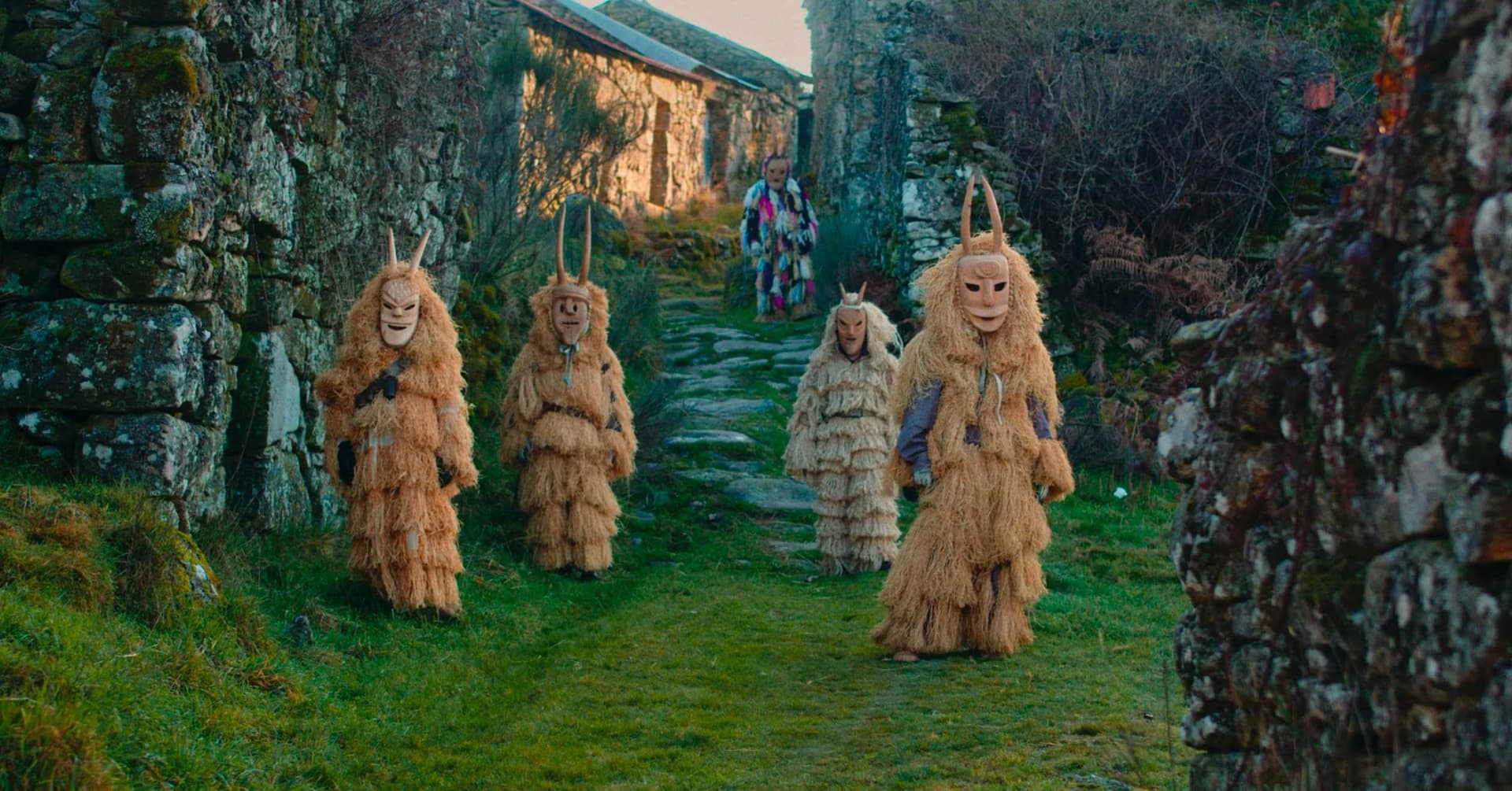 Frame from O Diabo do Entrudo film