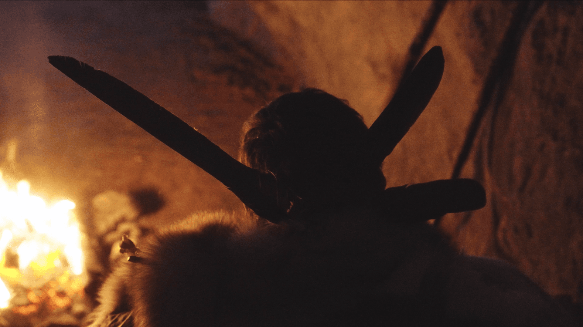 Frame from Neandertal - avvoltoi e riti ancestrali film