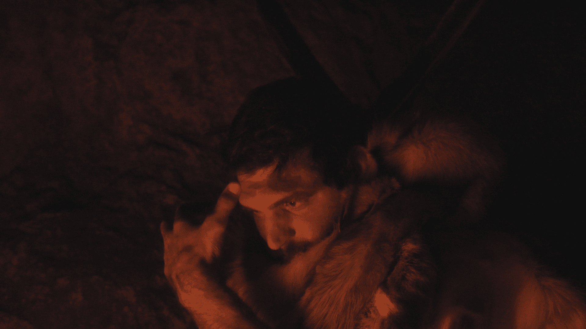 Frame from Neandertal - avvoltoi e riti ancestrali film