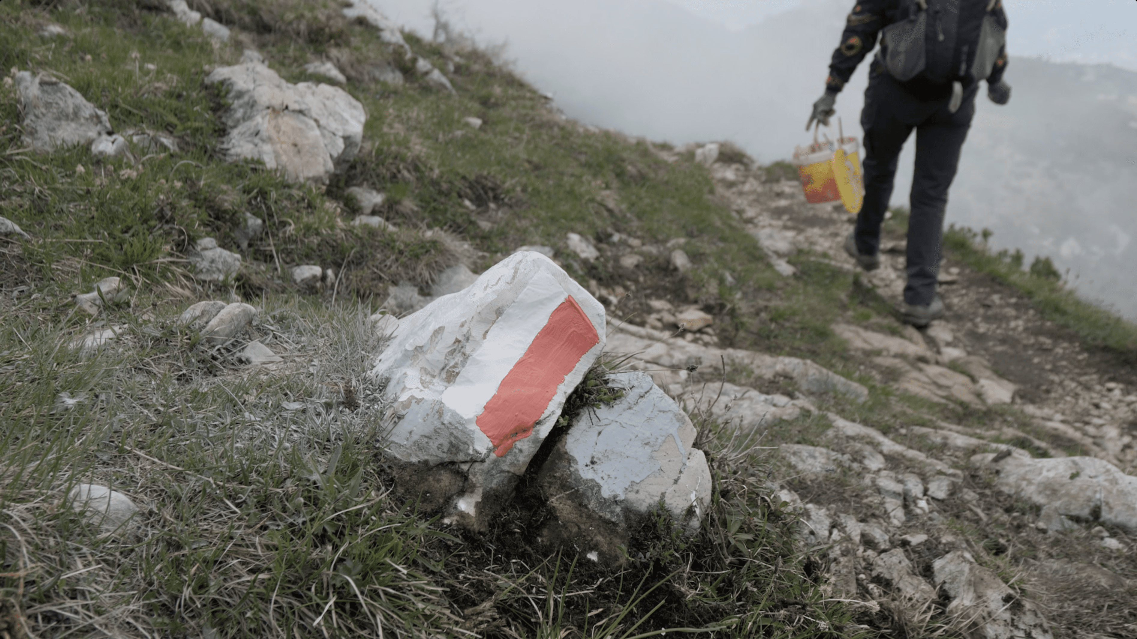 Frame from Sui sentieri film