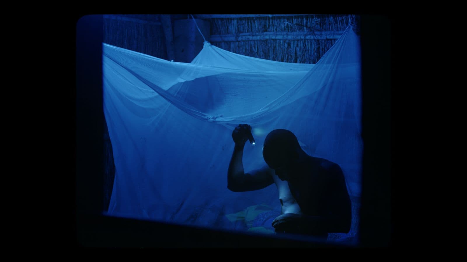 Frame from À QUI LE MONDE film