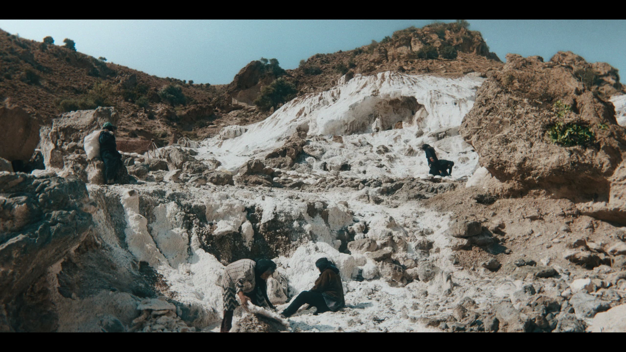 Frame from Baraftoo film