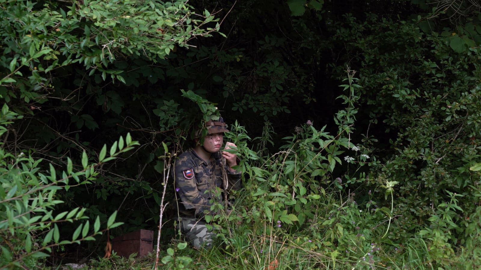 Frame from RENÉ VA ALLA GUERRA film