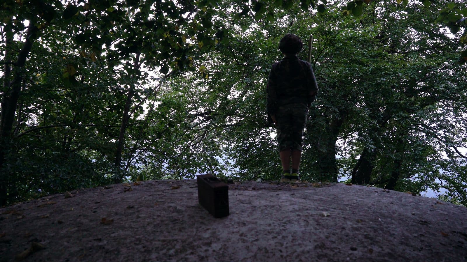 Frame from RENÉ VA ALLA GUERRA film