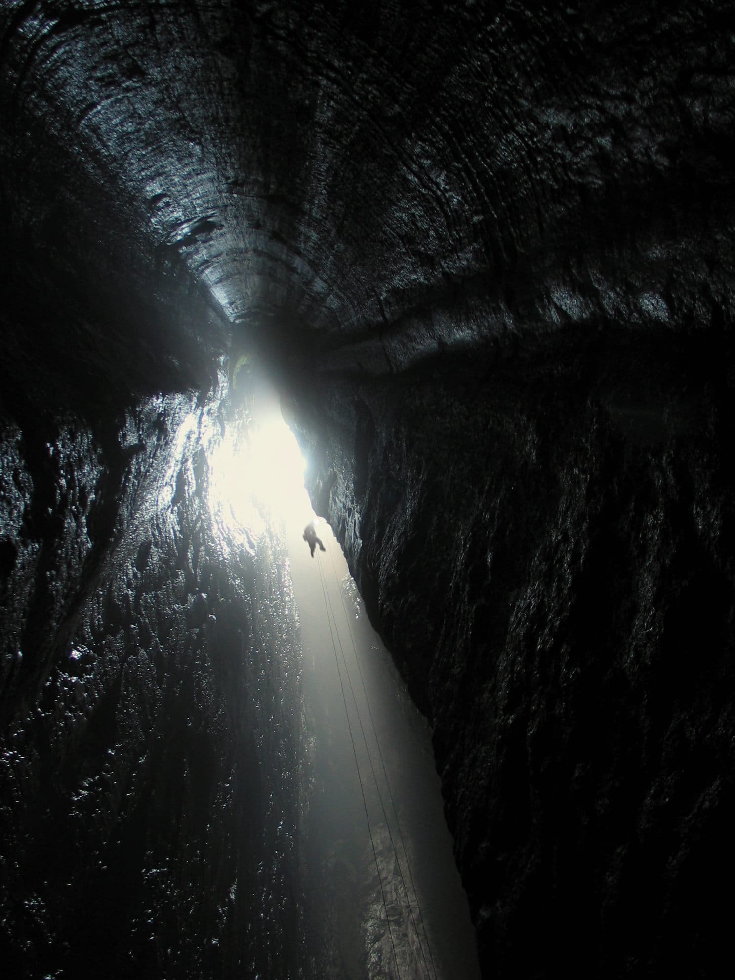 Frame from L’ABISSO film