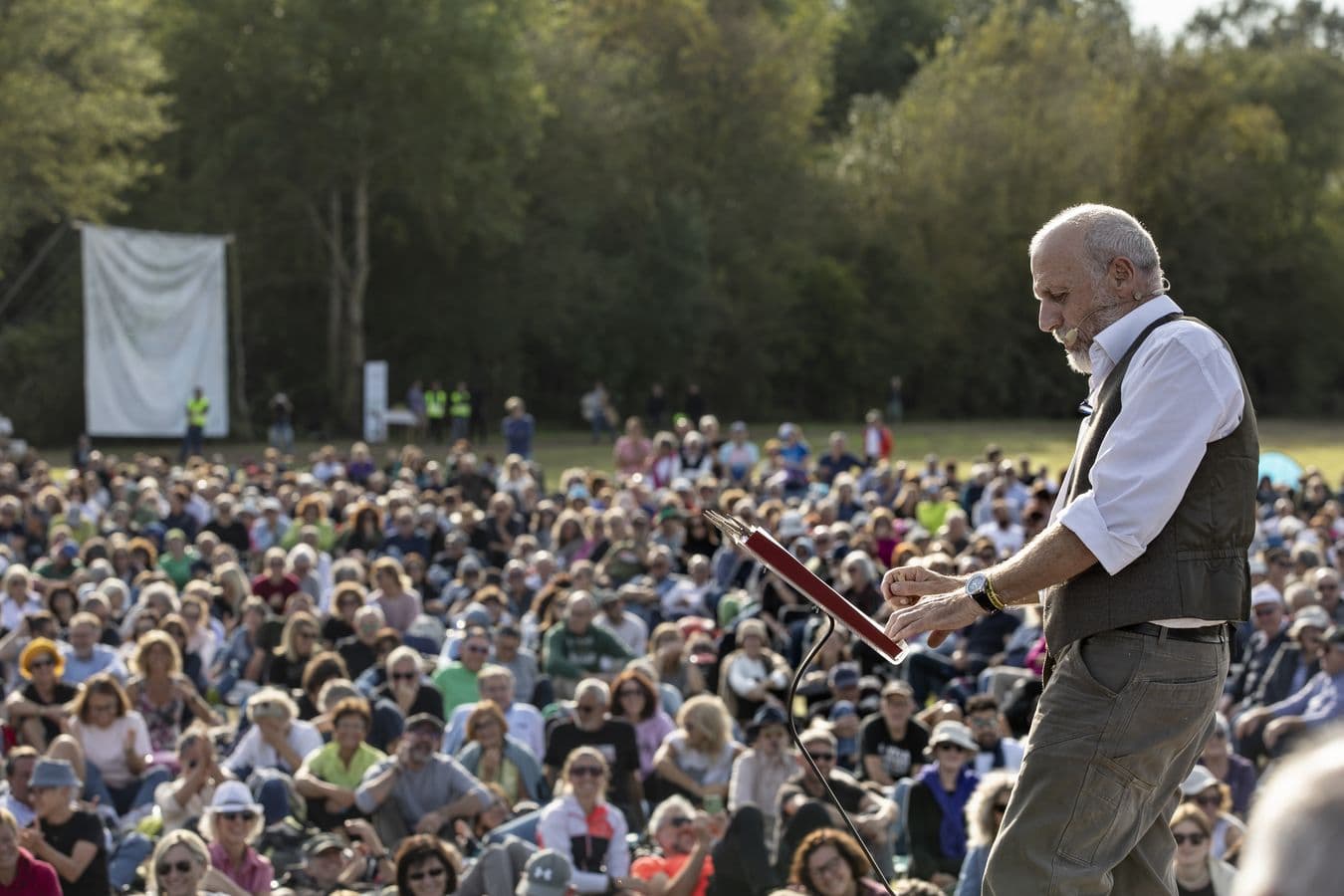 Frame from MAR DE MOLADA film